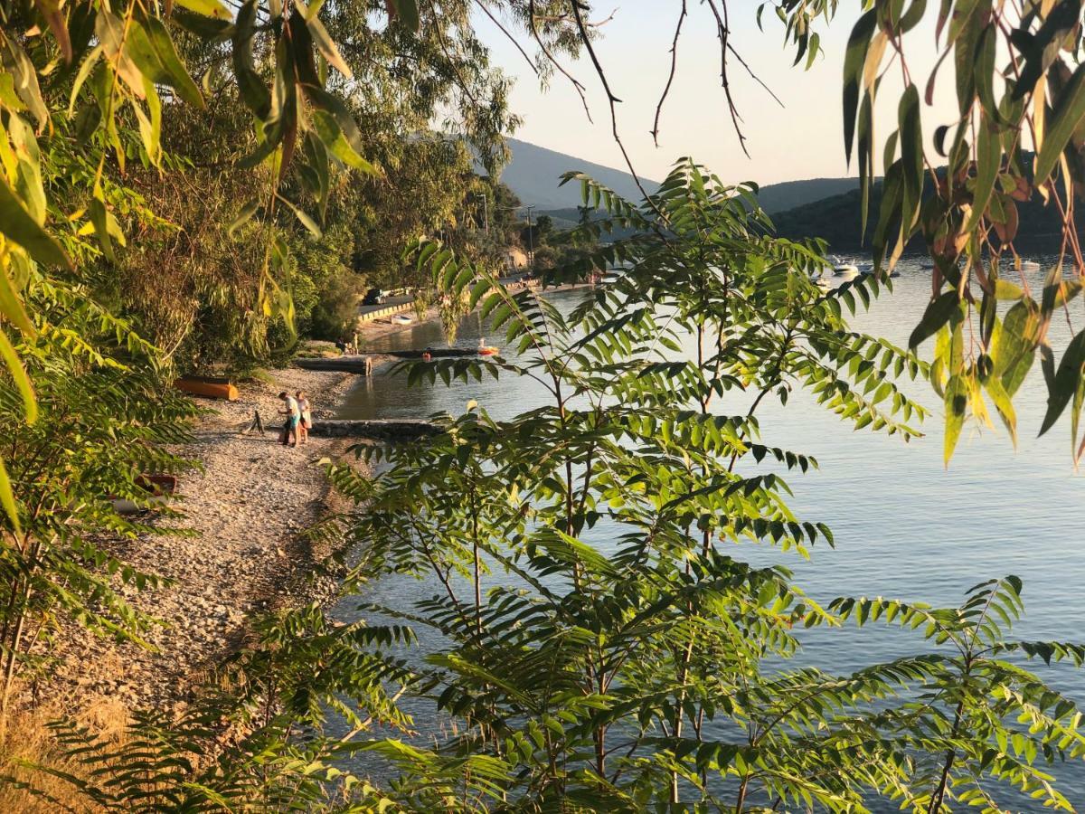 Blue Bay Hotel Milina Bagian luar foto